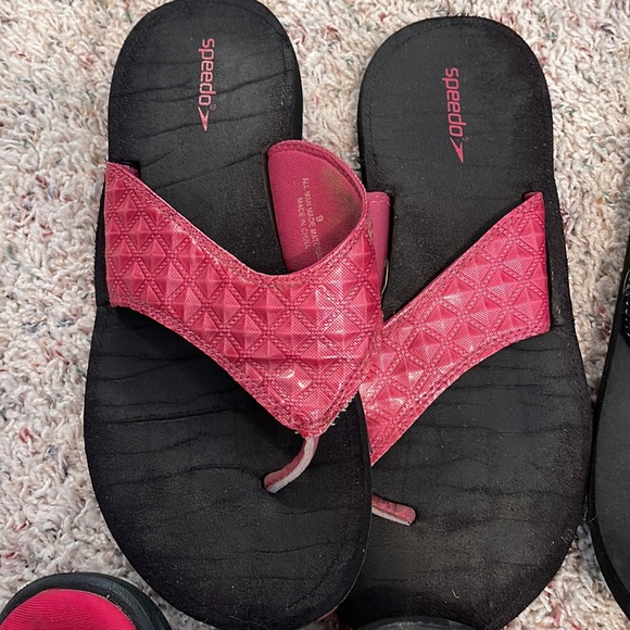 Women’s assorted sandals - Picture 2 of 5